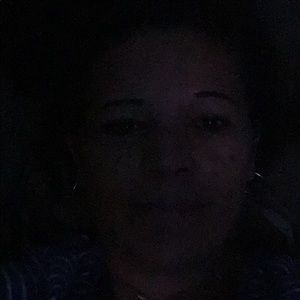 Meet your Posher, Yanet